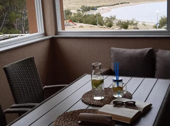 Dinko Apartmán Rovanjska