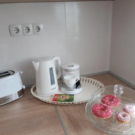 Dinko Apartman